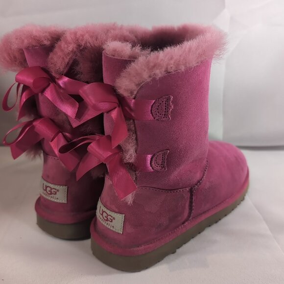 UGG Australia 3280 Boots Cerise Pink Bailey Bow US Women's 5 Mid Calf Sheepskin - Picture 1 of 16